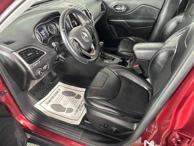 2019 Jeep Cherokee Latitude Plus 4x4 2019 Jeep Cherokee Latitude Plus 4x4