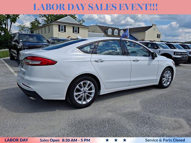 2020 Ford Fusion SE