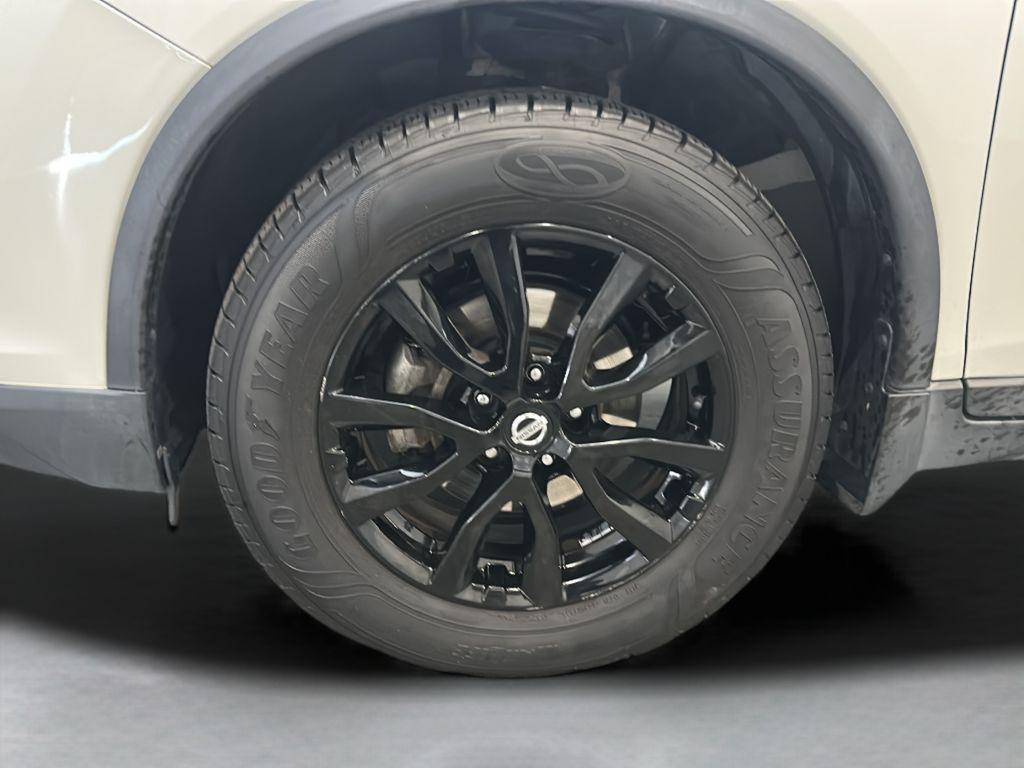 2018 Nissan Rogue SV - Photo 9