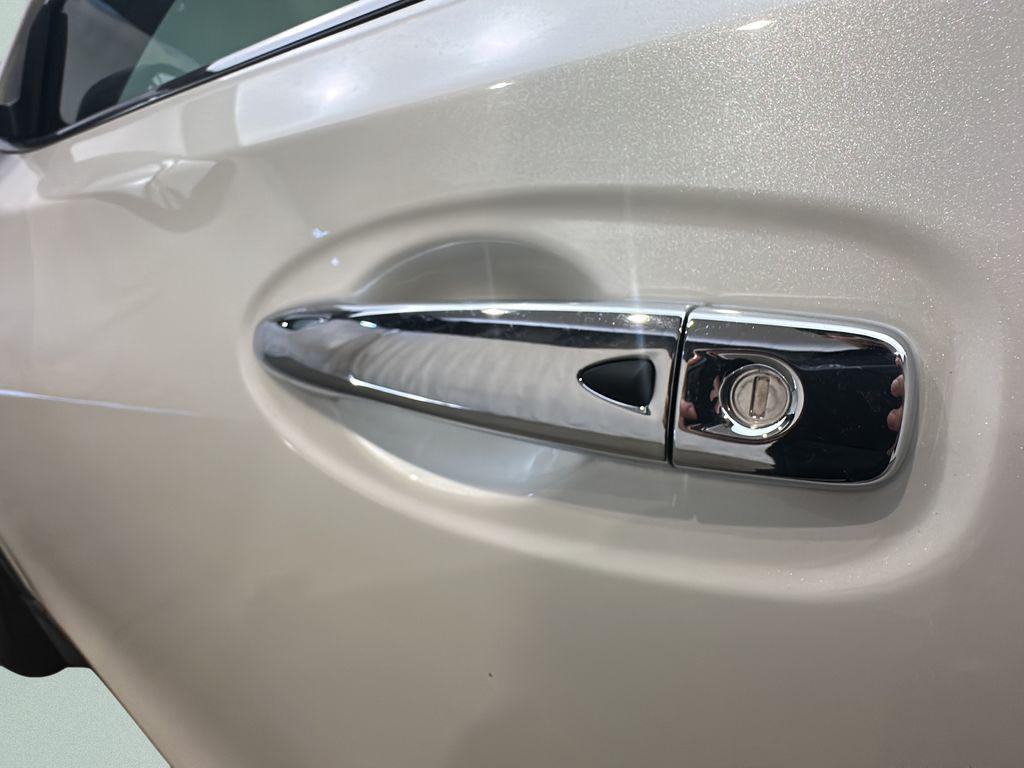 2018 Nissan Rogue SV - Photo 10
