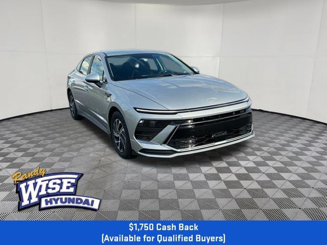 2026 Hyundai Sonata Hybrid Blue for sale in Flint, MI