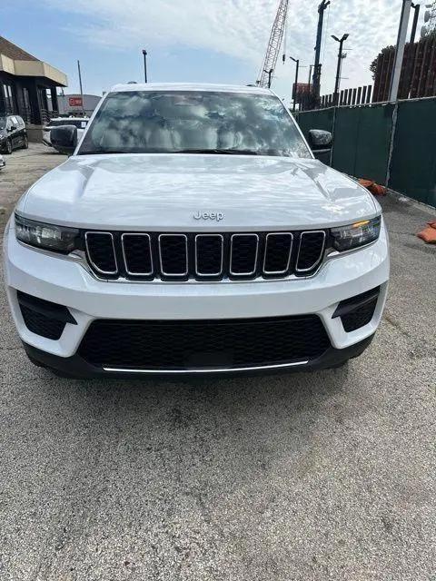 2025 Jeep Grand Cherokee Laredo 4x4 for sale in Chicago, IL