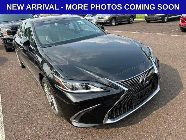 2020 Lexus ES 300h Base for sale in Jenkintown, PA