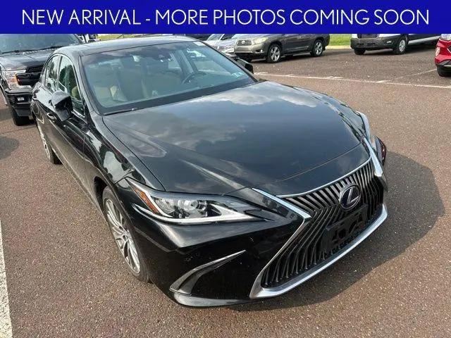 2020 Lexus ES 300h Base for sale in Jenkintown, PA