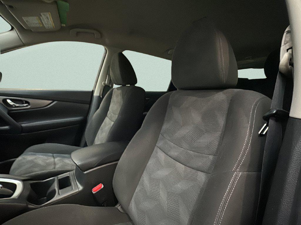 2016 Nissan Rogue S - Photo 10