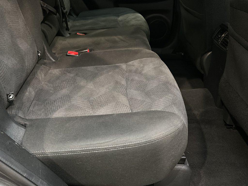2016 Nissan Rogue S - Photo 15