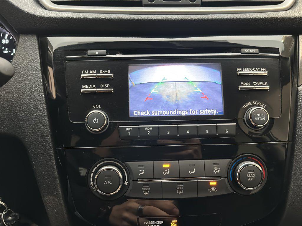 2016 Nissan Rogue S - Photo 25
