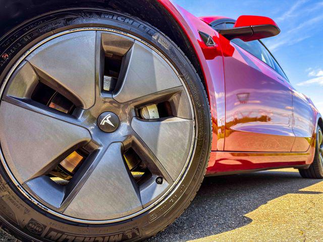 2021 Tesla Model 3 Standard Range Plus Rear-Wheel Drive