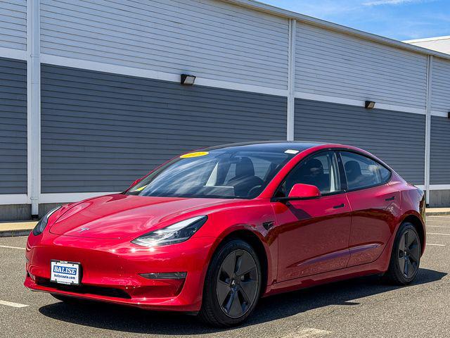 2021 Tesla Model 3 Standard Range Plus Rear-Wheel Drive