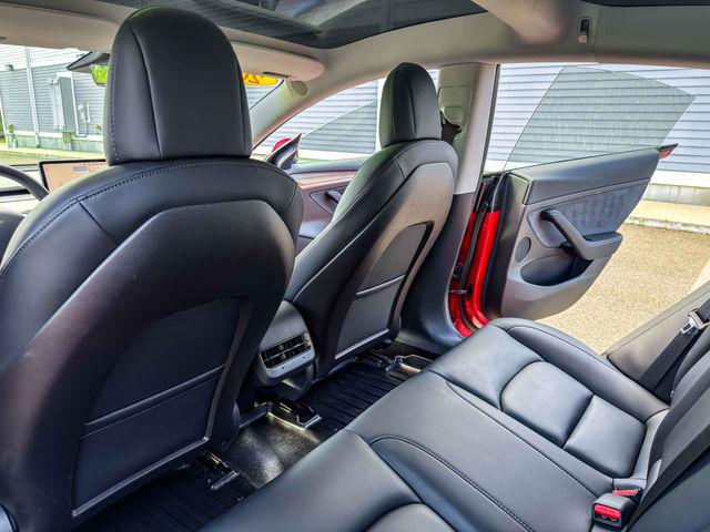2021 Tesla Model 3 Standard Range Plus Rear-Wheel Drive