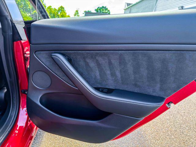 2021 Tesla Model 3 Standard Range Plus Rear-Wheel Drive