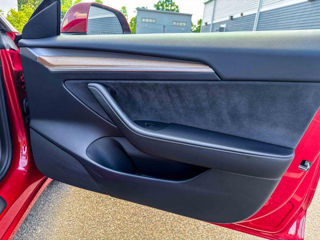 2021 Tesla Model 3 Standard Range Plus Rear-Wheel Drive