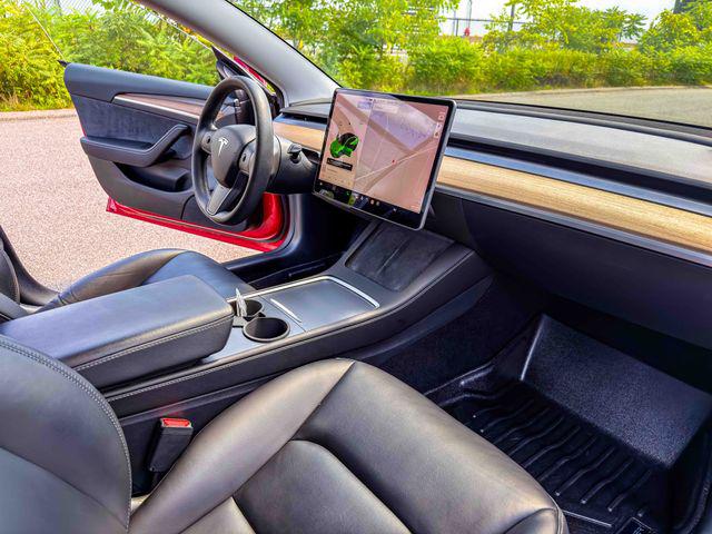 2021 Tesla Model 3 Standard Range Plus Rear-Wheel Drive