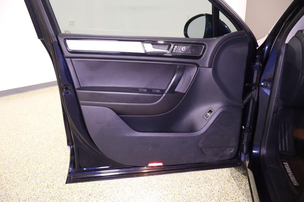 car-gallery-37