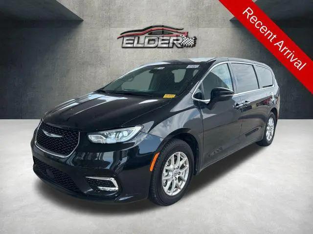 2023 Chrysler Pacifica Touring L for sale in Killeen, TX