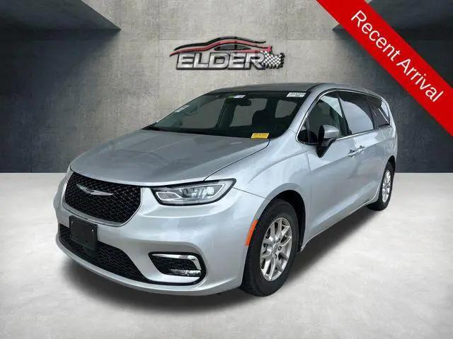 2023 Chrysler Pacifica Touring L for sale in Killeen, TX