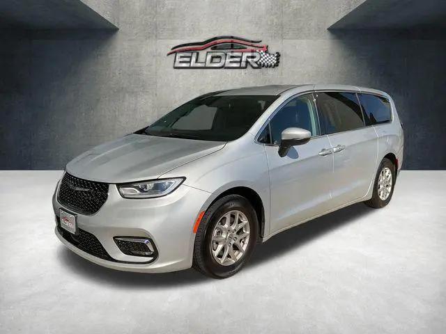 2023 Chrysler Pacifica Touring L for sale in Killeen, TX