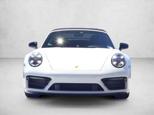 2024 Porsche 911 Carrera GTS Cabriolet