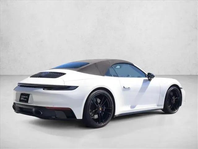 2024 Porsche 911 Carrera GTS Cabriolet