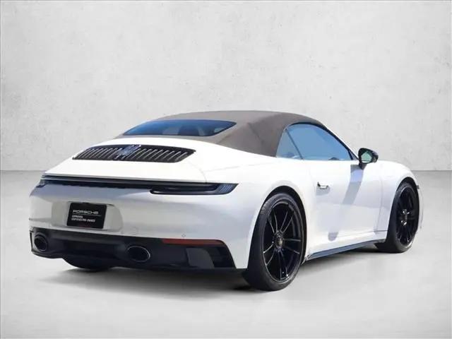 2024 Porsche 911 Carrera GTS Cabriolet
