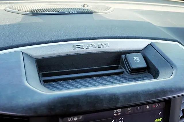 2022 Ram 1500 Big Horn Crew Cab 4x2 57 Box