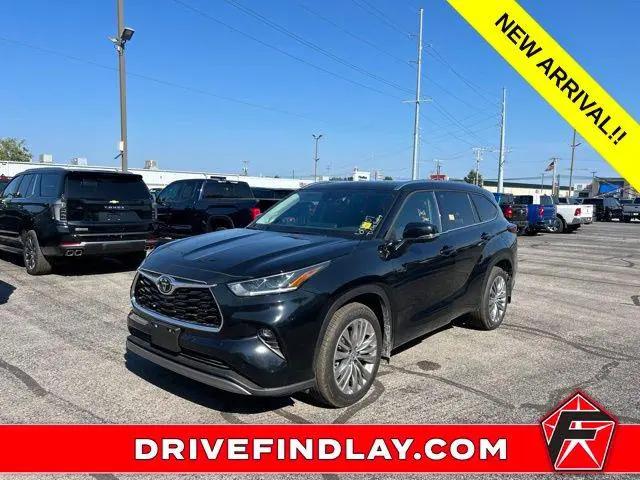 2026 Toyota Highlander Platinum for sale in Findlay, OH