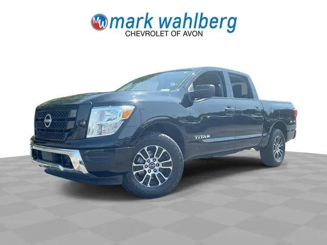 2023 Nissan Titan Crew Cab SV 4x4 for sale in Avon, OH