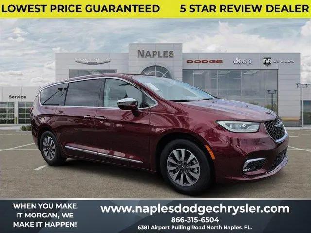 2022 Chrysler Pacifica Hybrid Limited for sale in Naples, FL