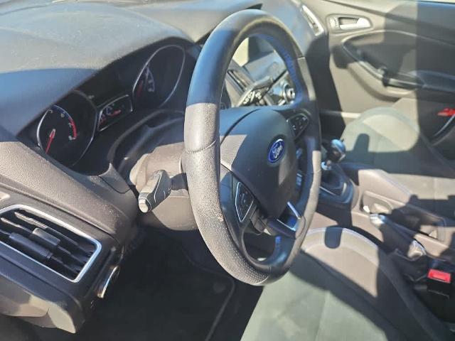 2016 Ford Focus Base