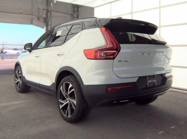 2021 Volvo XC40 T5 R-Design
