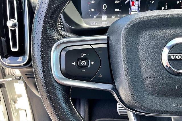 2021 Volvo XC40 T5 R-Design