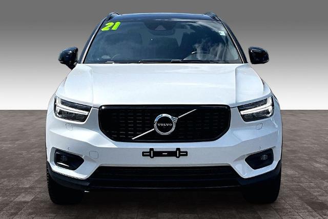 2021 Volvo XC40 T5 R-Design