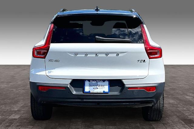 2021 Volvo XC40 T5 R-Design