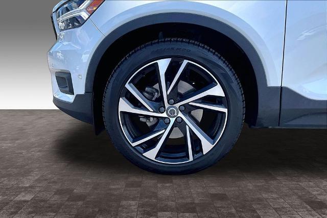 2021 Volvo XC40 T5 R-Design