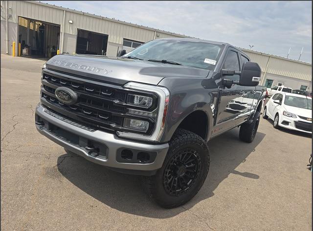 2024 Ford F-250 LARIAT for sale in Bloomington, IL