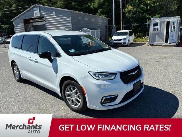 2024 Chrysler Pacifica Touring L for sale in Hooksett, NH