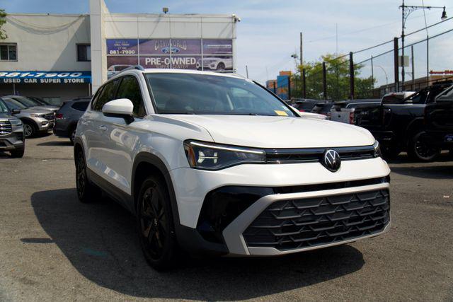 2025 Volkswagen Taos 1.5T SE for sale in Bronx, NY