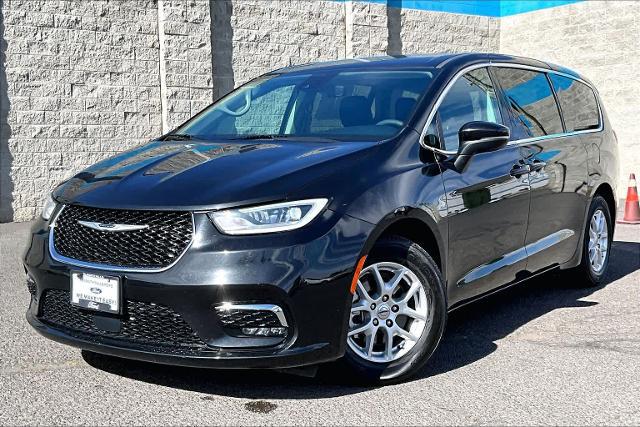 2023 Chrysler Pacifica Touring L for sale in Klamath Falls, OR