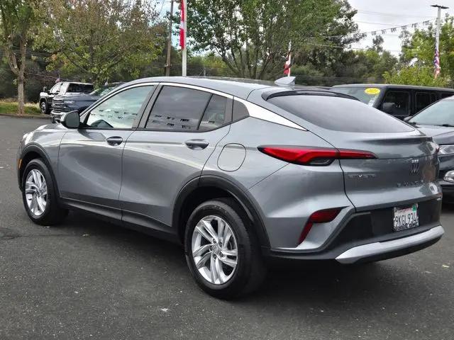 2024 Buick NV Preferred FWD