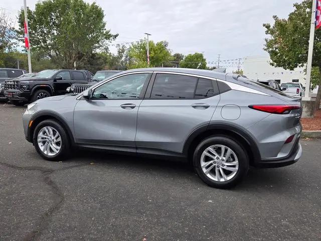 2024 Buick NV Preferred FWD