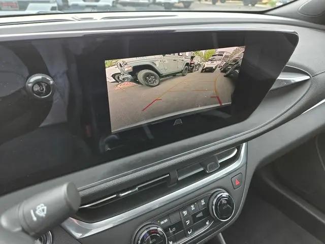 2024 Buick NV Preferred FWD