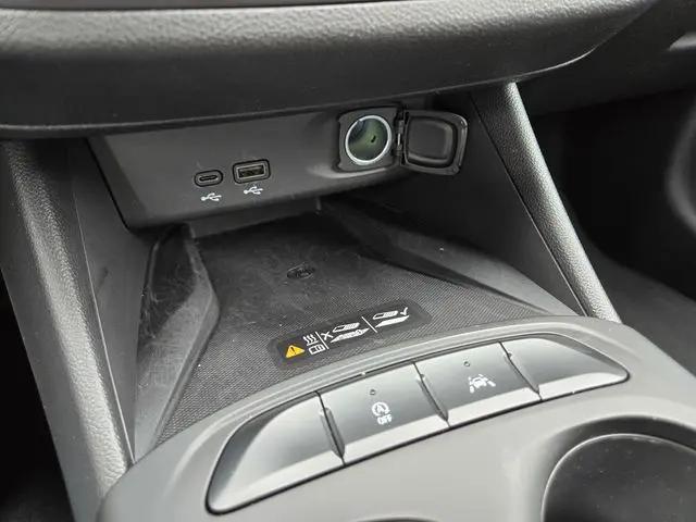 2024 Buick NV Preferred FWD