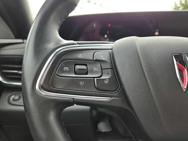 2024 Buick NV Preferred FWD