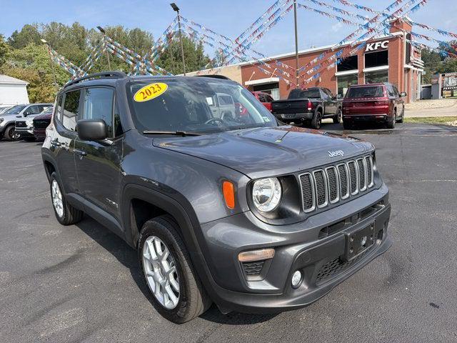 2023 Jeep Renegade Latitude 4x4 2023 Jeep Renegade Latitude 4x4
