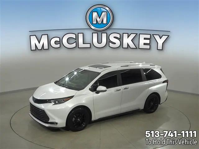 2024 Toyota Sienna Platinum for sale in Cincinnati, OH