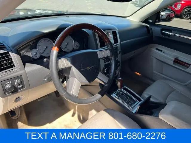2005 Chrysler 300 C