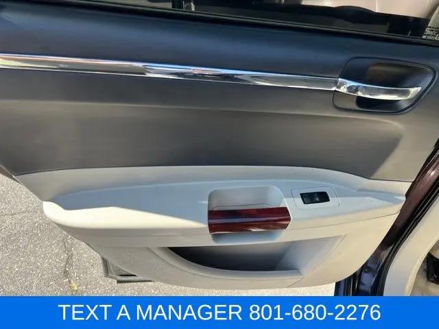 2005 Chrysler 300 C