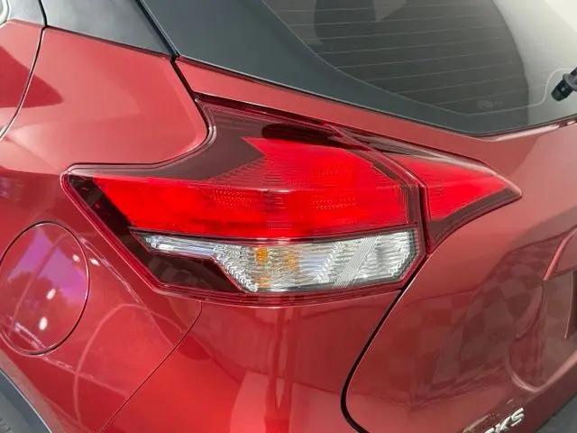 2020 Nissan Kicks SR Xtronic CVT
