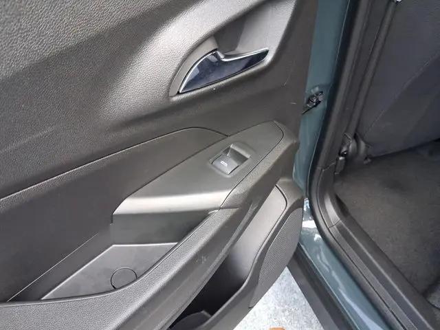2026 Chevrolet Trax FWD LS