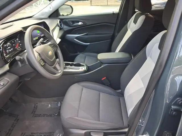 2026 Chevrolet Trax FWD LS